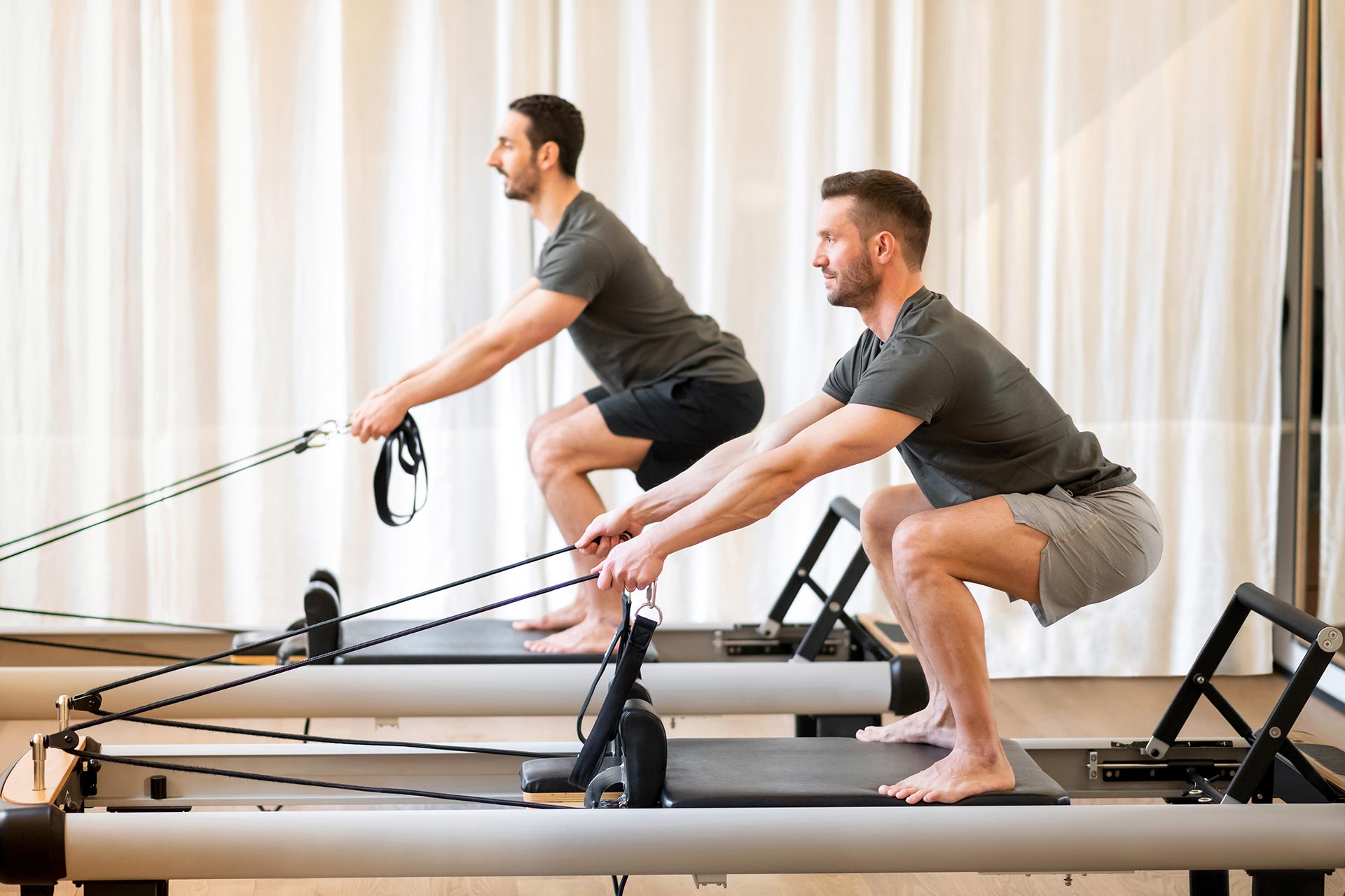 Pilates para coluna: Benefícios, Como Funciona e Exercícios